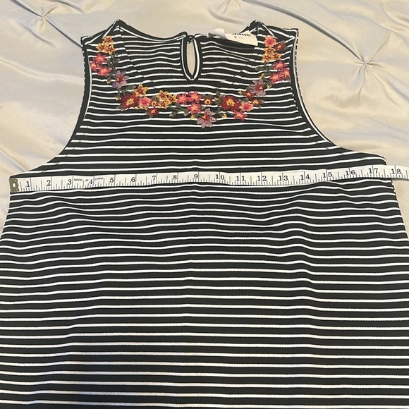 Savanna Jane Small Black and White Stripe  Embroidered Floral Tank Top - Picture 6 of 6